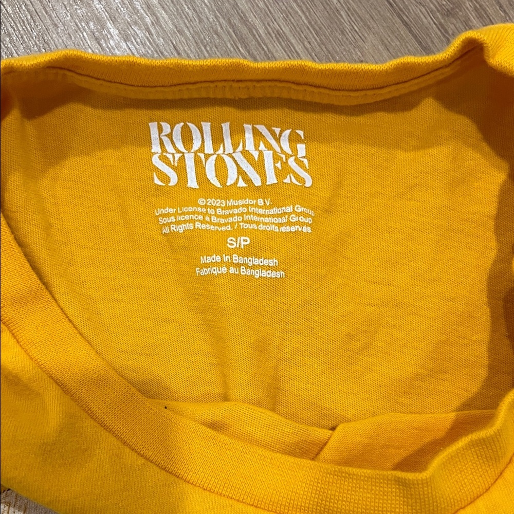 The Rolling Stones Band Tee Tour Rock Merch Graphic Concert Tee Sz S - Picture 3 of 3
